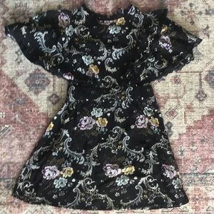 Girls Dress size XS 4/5